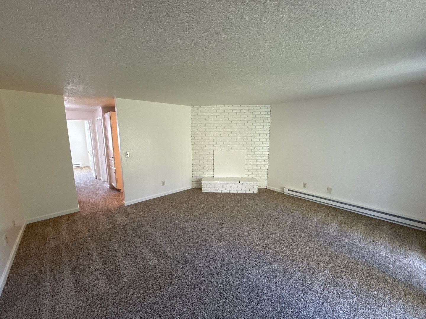 $1,195 First 3 Months, NE Salem 2 Bed 1 Bath 1st Floor Apartment, W/S/G Paid, AVAILABLE NOW! property image