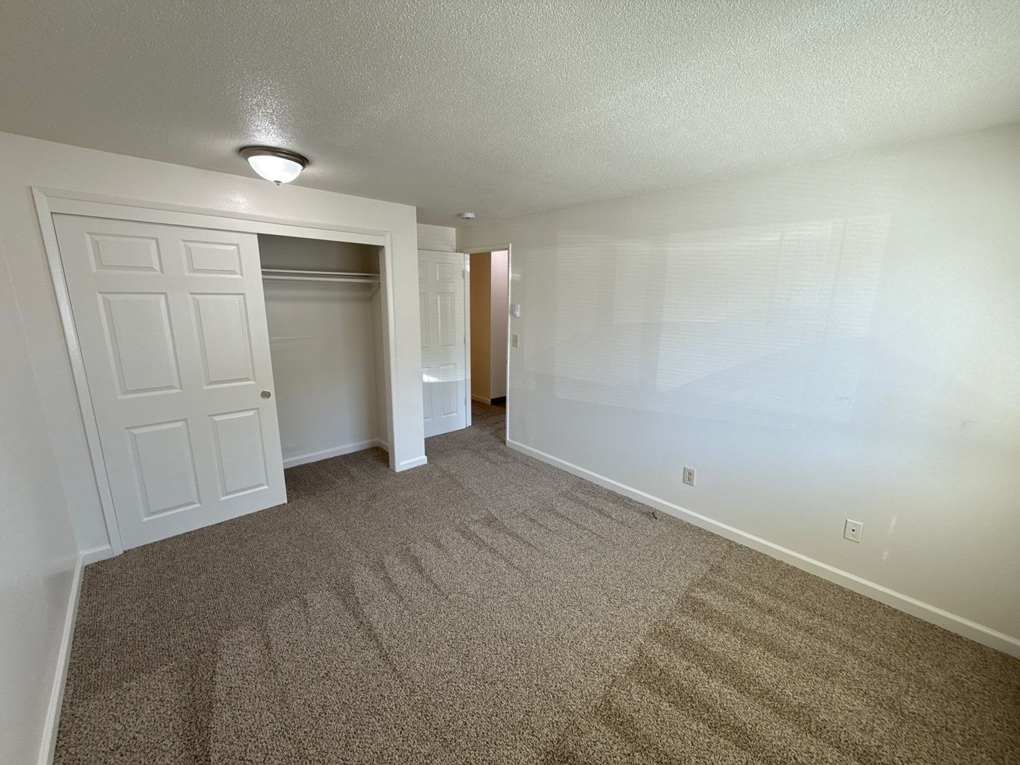 $1,195 First 3 Months, NE Salem 2 Bed 1 Bath 1st Floor Apartment, W/S/G Paid, AVAILABLE NOW! property image