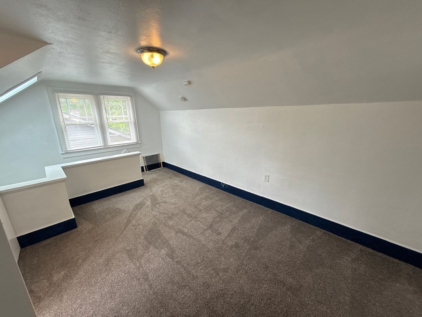 AVAILABE NOW! NE Salem Duplex: 2 Bed + Loft/Flex Suite, 2.5 Bath | ALL BILLS PAID! W/D In-Unit property image