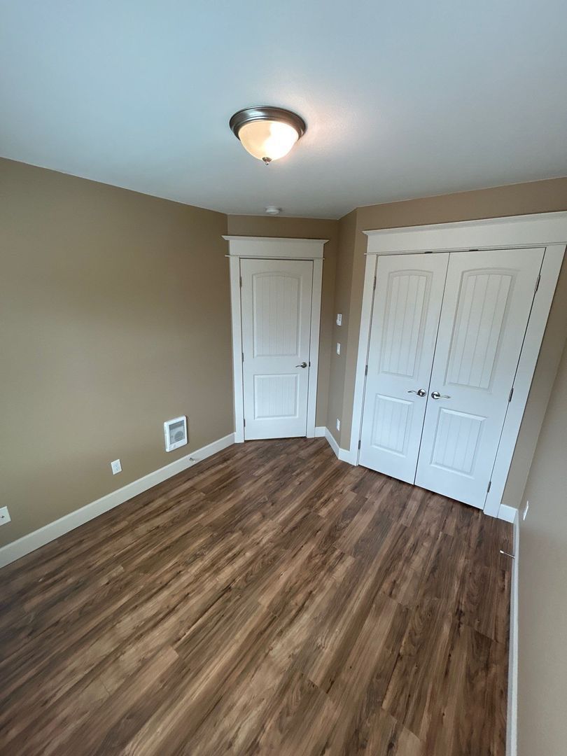 SE Albany, 4 Beds, 2.5 Baths, 2 Story Triplex/TownHouse, AVAILABLE NOW! property image