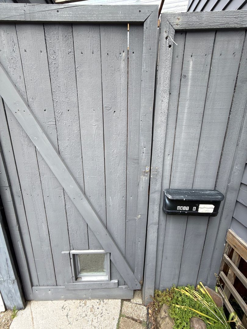 NE Salem Duplex 1 Bed W/Bonus Room 1 Bath, ALL BILLS PAID, W/D In Unit, AVAILABLE NOW! property image