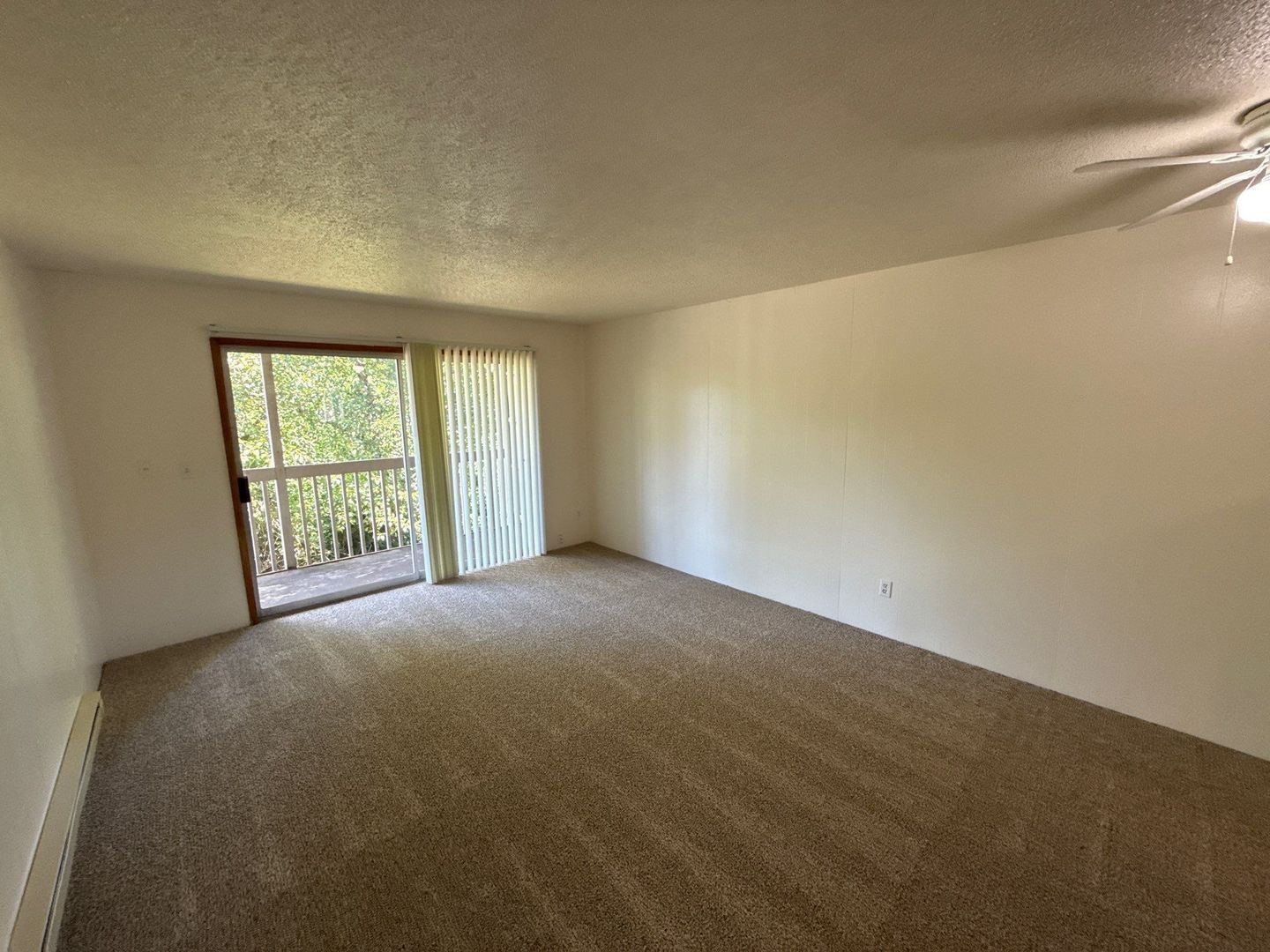SW Dallas 2 Bed, 1 Bath, 2nd Floor Apartment, AVAILABLE NOW! property image