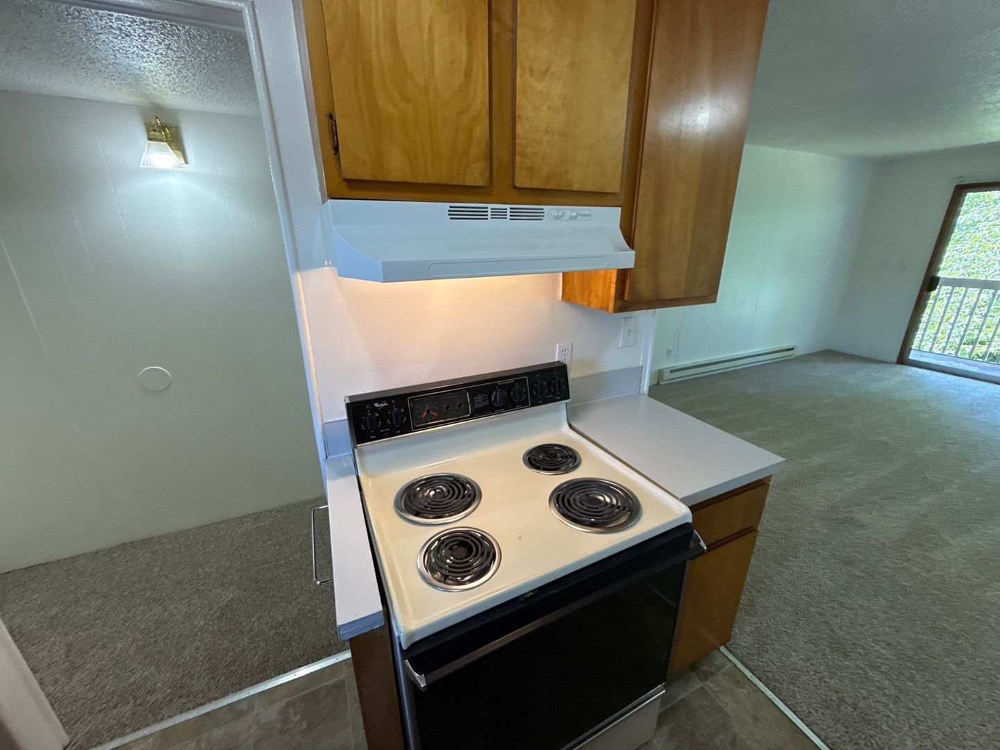 SW Dallas 2 Bed, 1 Bath, 2nd Floor Apartment, AVAILABLE NOW! property image