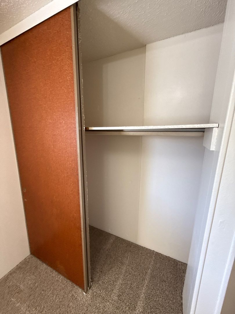 SW Dallas 2 Bed, 1 Bath, 2nd Floor Apartment, AVAILABLE NOW! property image