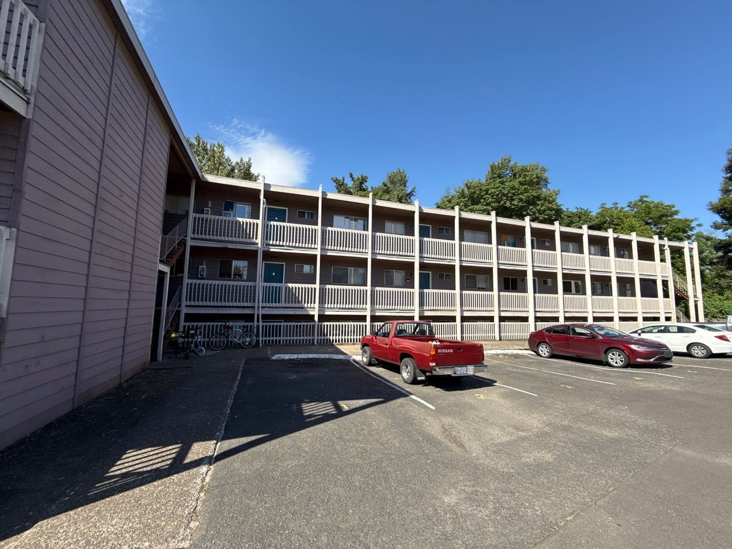 SW Dallas 2 Bed, 1 Bath, 2nd Floor Apartment, AVAILABLE NOW! property image