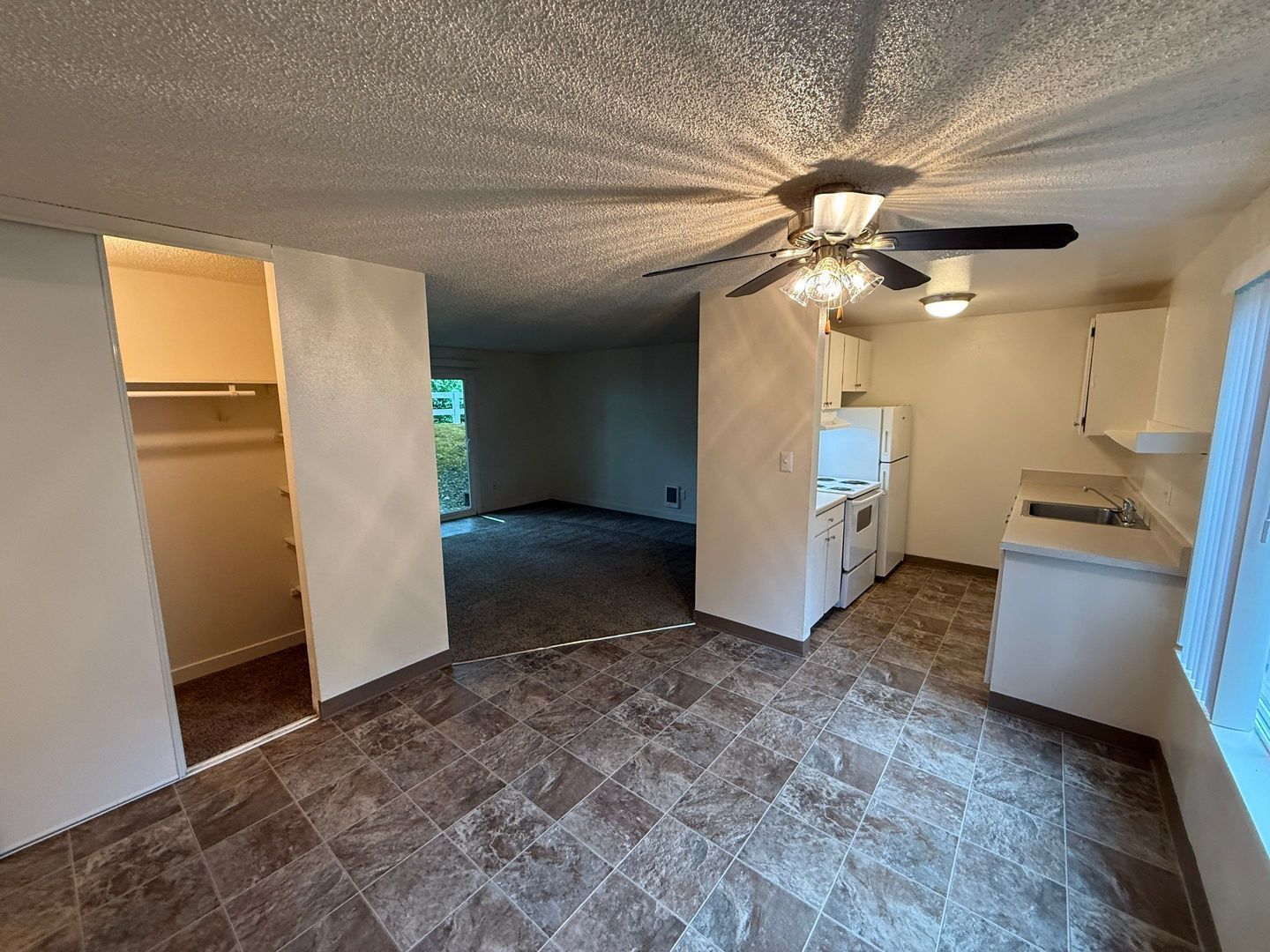 NW Salem, 1 Bed, 1 Bath, 1st Floor Apartment, Pet Friendly, AVAILABLE NOW! property image
