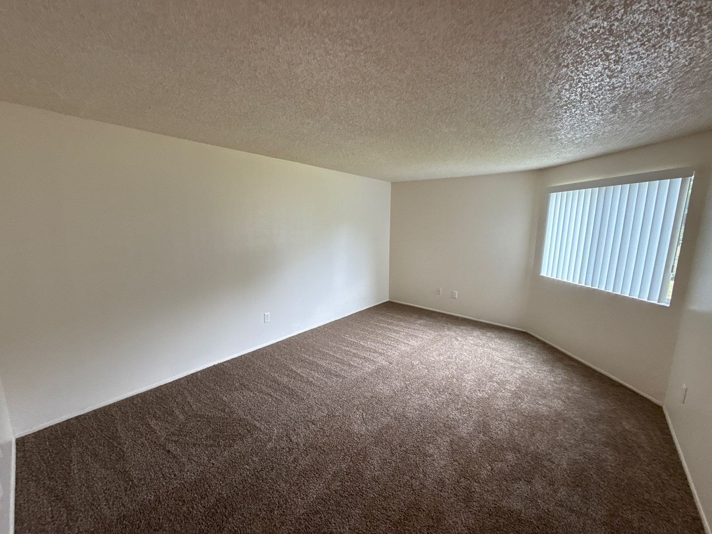 NW Salem, 2 Bed, 1 Bath, Spacious 1st Floor Apartment, Pets are Welcome, AVAILABLE NOW! property image