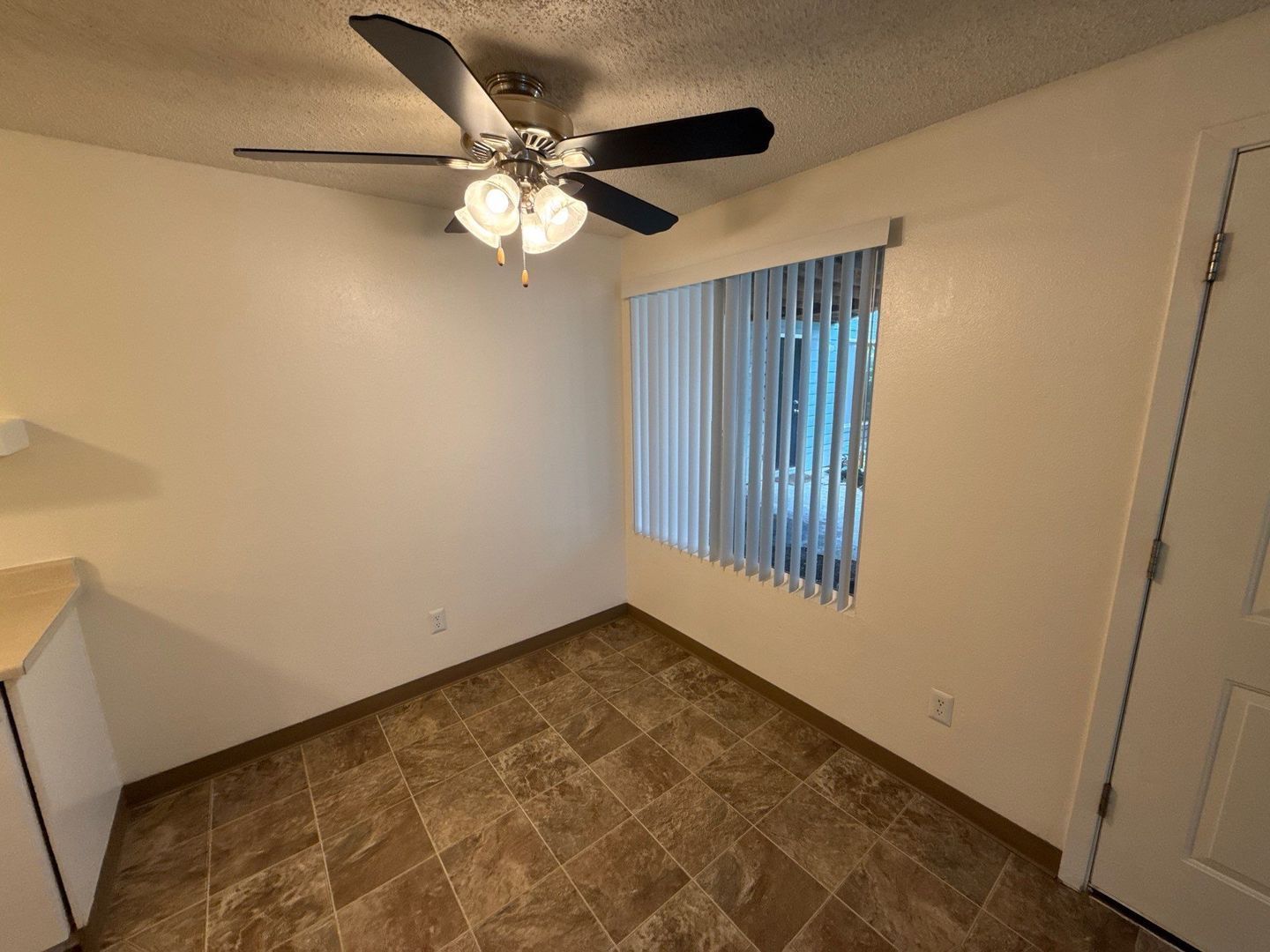 NW Salem, 2 Bed, 1 Bath, Spacious 1st Floor Apartment, Pets are Welcome, AVAILABLE NOW! property image