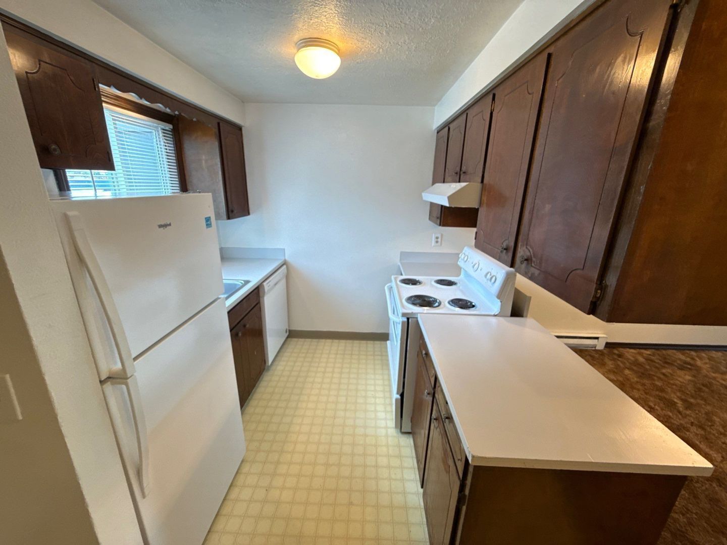 $1095 First 3 Months, SE Salem 2 Bed 1 Bath, 2nd Floor Apartment, Pet's are Welcome | AVAILABLE NOW! property image