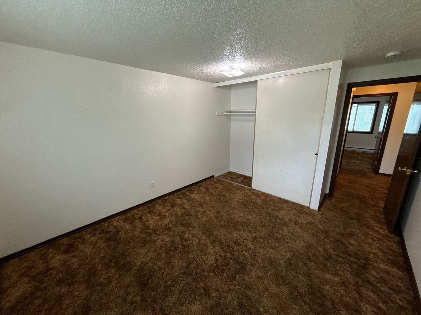 $1095 First 3 Months, SE Salem 2 Bed 1 Bath, 2nd Floor Apartment, Pet's are Welcome | AVAILABLE NOW! property image