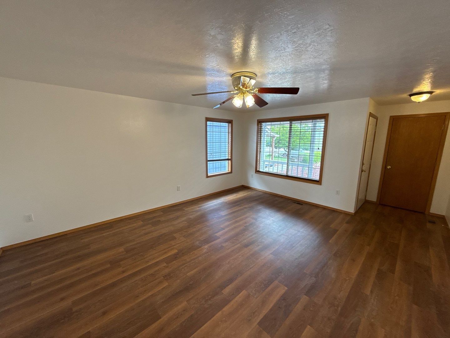 NE Salem 3 Bed 2 Bath Single Family Home, AVAILABLE NOW! property image