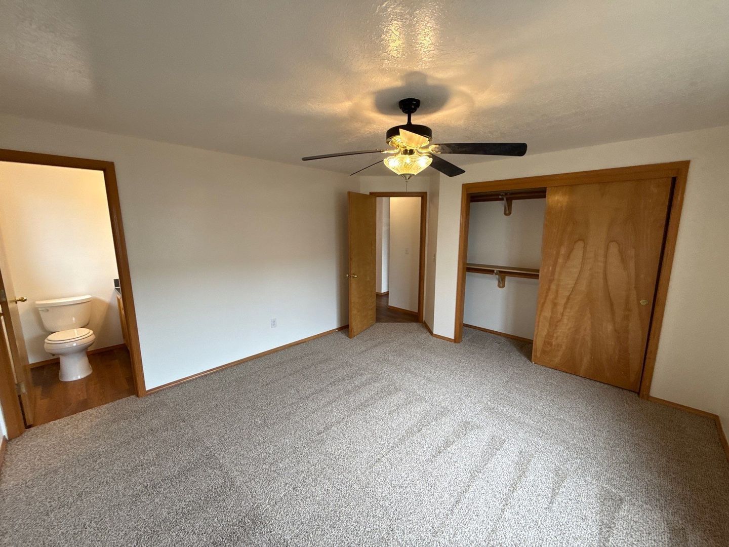 NE Salem 3 Bed 2 Bath Single Family Home, AVAILABLE NOW! property image