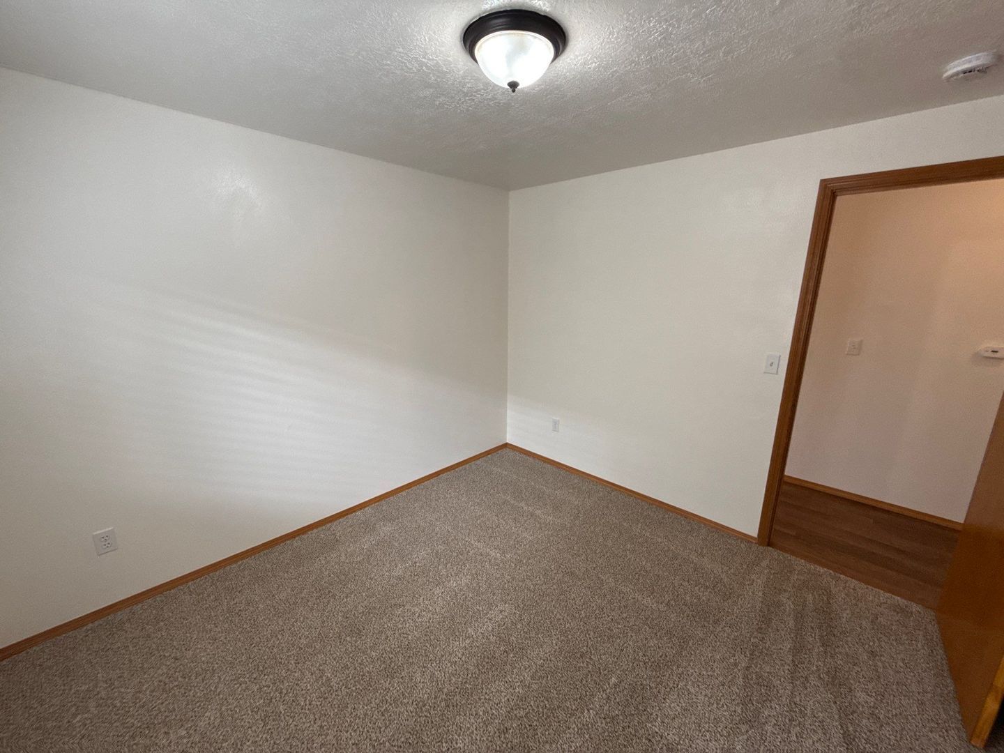 NE Salem 3 Bed 2 Bath Single Family Home, AVAILABLE NOW! property image