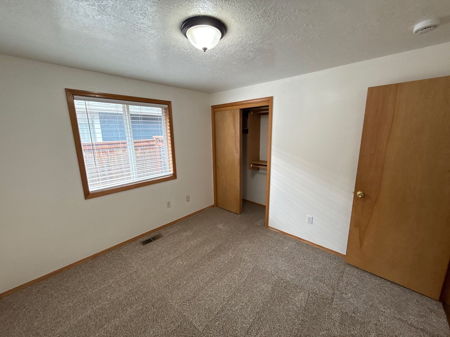 NE Salem 3 Bed 2 Bath Single Family Home, AVAILABLE NOW! property image