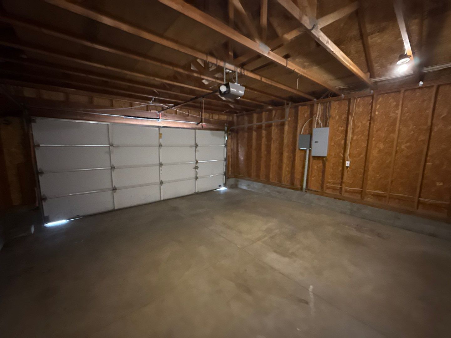 NE Salem 3 Bed 2 Bath Single Family Home, AVAILABLE NOW! property image