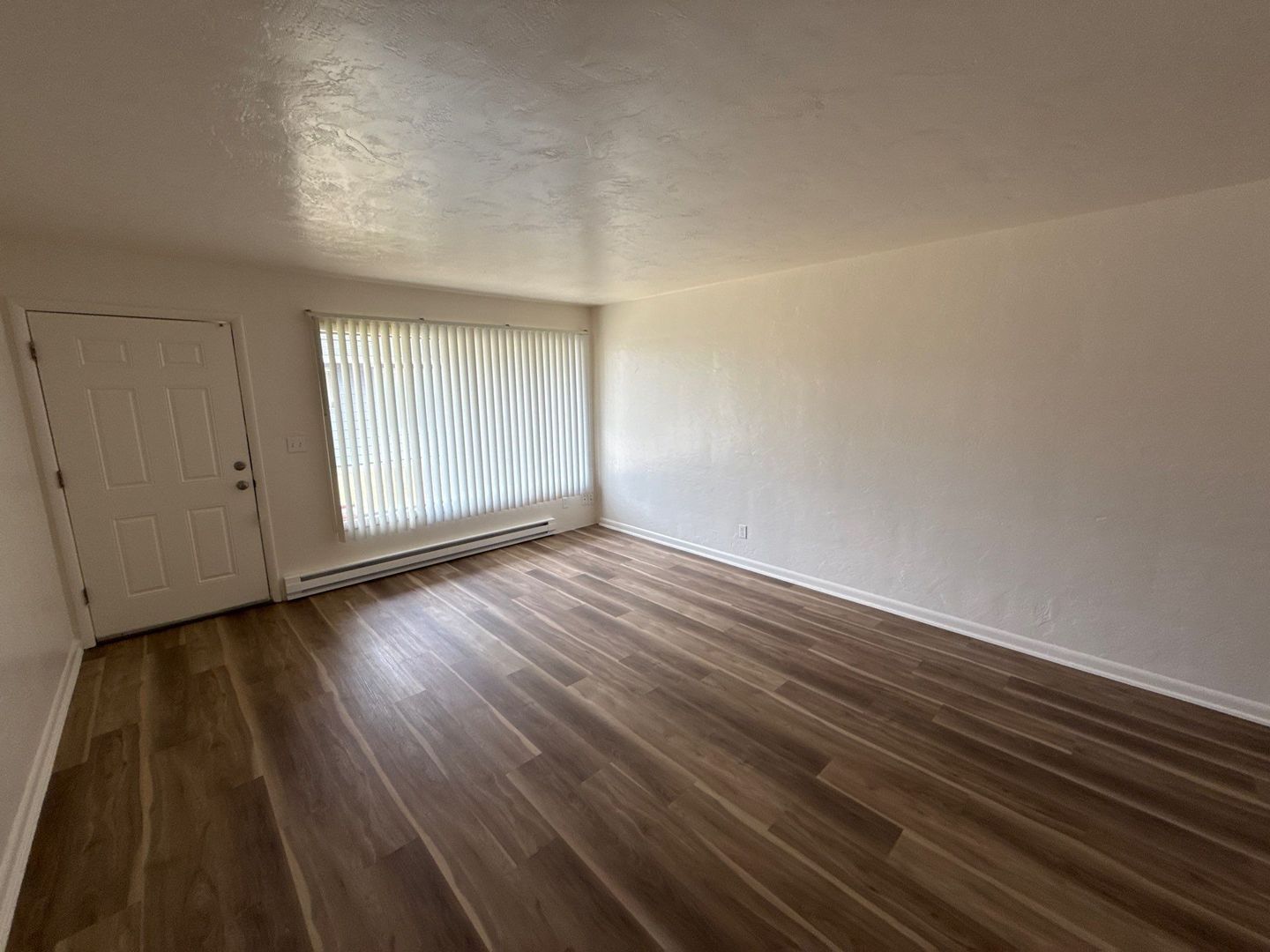 $945 First 3 Months, NE Salem 1 Bed, 1 Bath, Apartment | AVAILABLE NOW! property image