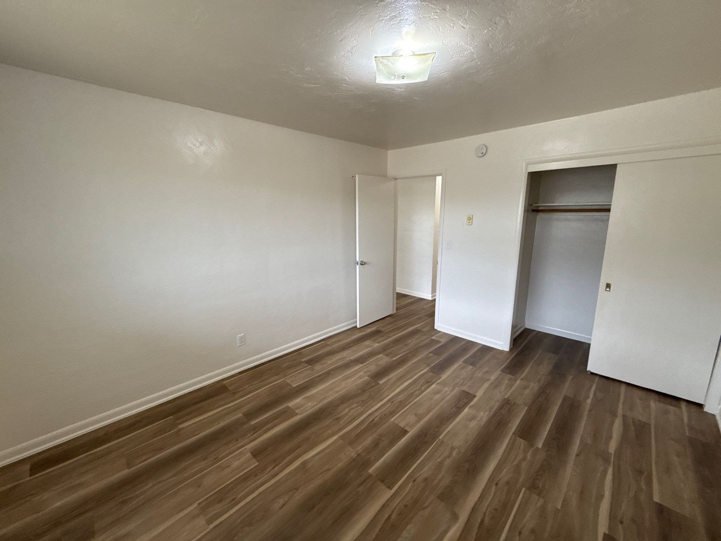$945 First 3 Months, NE Salem 1 Bed, 1 Bath, Apartment | AVAILABLE NOW! property image