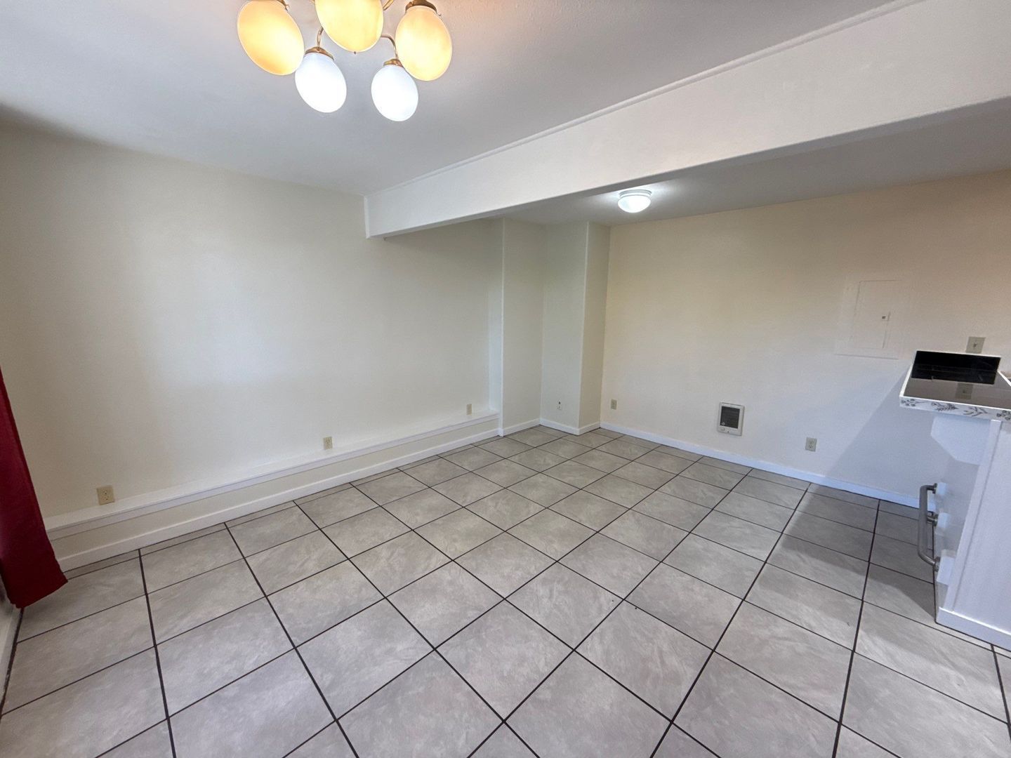Monmouth 1 Bed 1 Bath, 2nd Floor Apartment, W/D in Unit, AVAILABLE NOW! property image