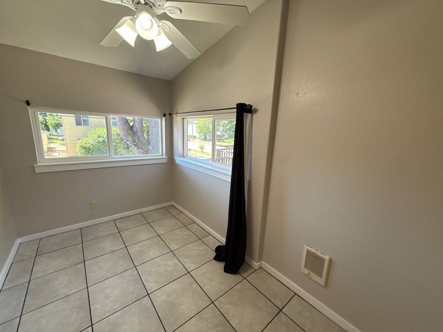 Monmouth 1 Bed 1 Bath, 2nd Floor Apartment, W/D in Unit, AVAILABLE NOW! property image