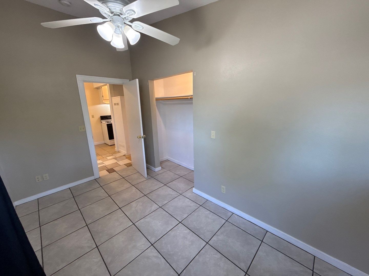 Monmouth 1 Bed 1 Bath, 2nd Floor Apartment, W/D in Unit, AVAILABLE NOW! property image