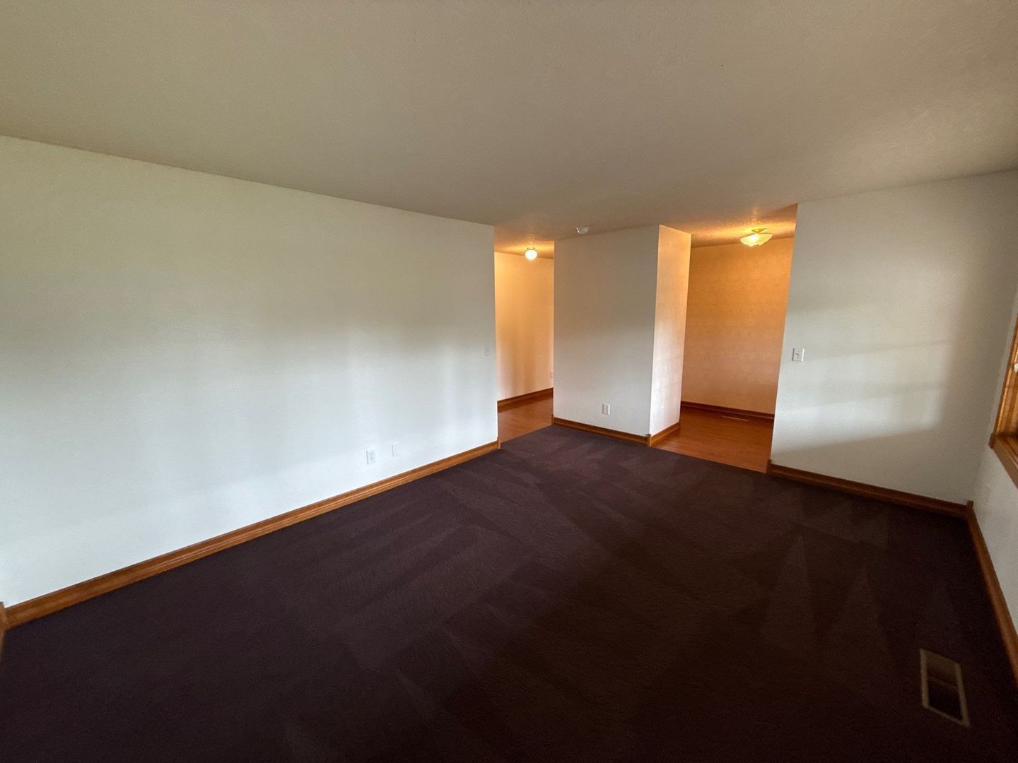 Sublimity 3 Bed, 2 Bath, Single Family Home, w/Fully Fenced Back Yard, AVAILABLE NOW! property image