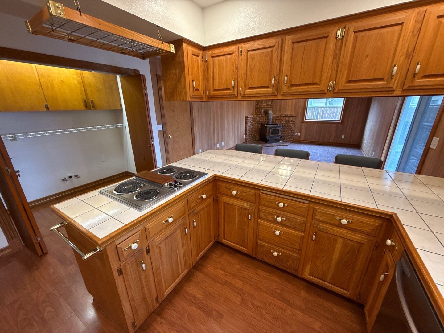 Sublimity 3 Bed, 2 Bath, Single Family Home, w/Fully Fenced Back Yard, AVAILABLE NOW! property image