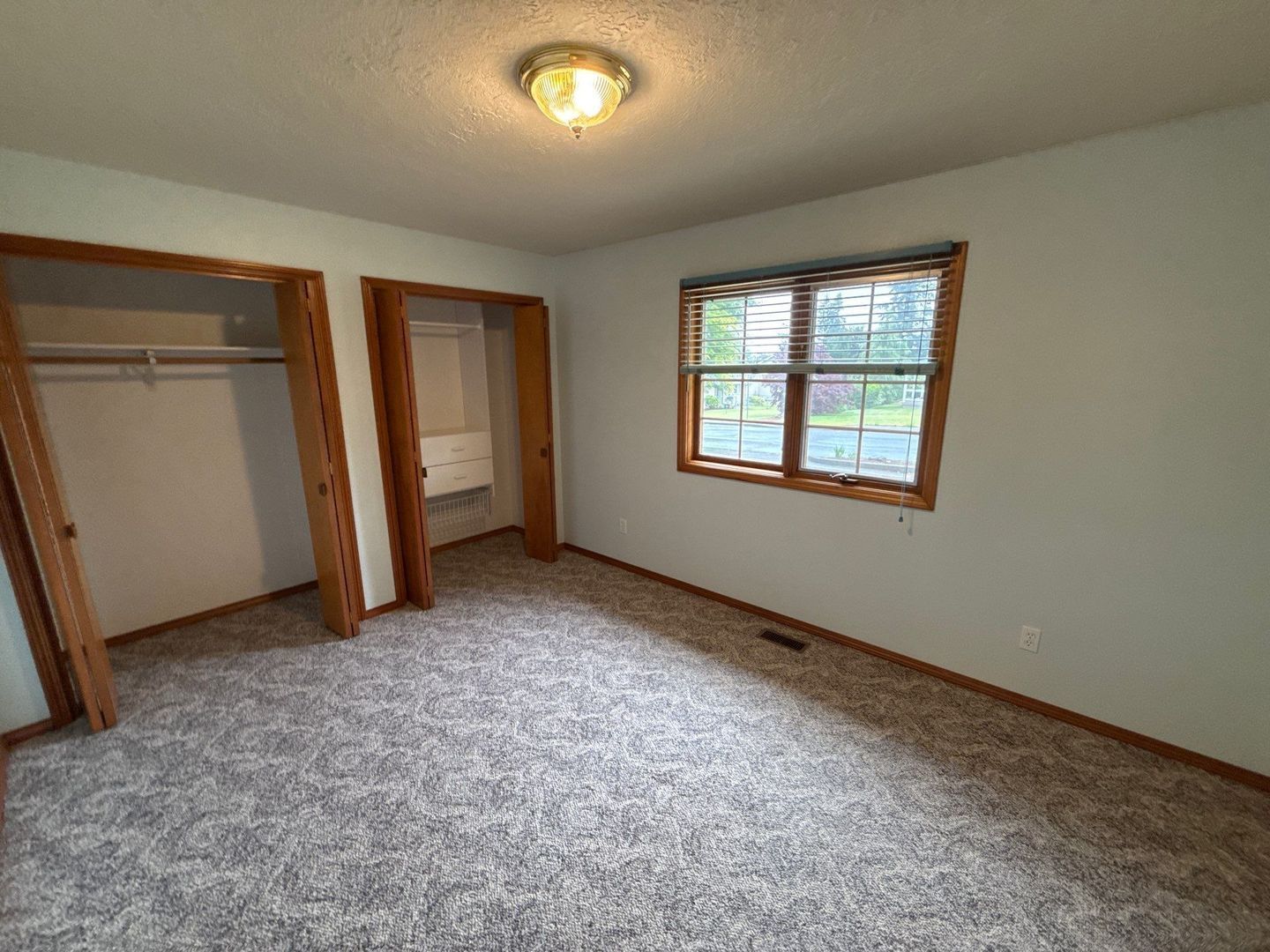 Sublimity 3 Bed, 2 Bath, Single Family Home, w/Fully Fenced Back Yard, AVAILABLE NOW! property image