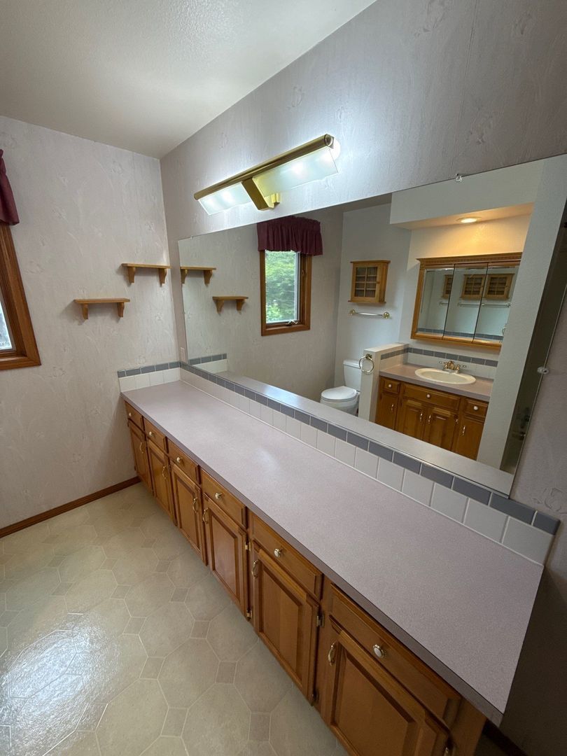 Sublimity 3 Bed, 2 Bath, Single Family Home, w/Fully Fenced Back Yard, AVAILABLE NOW! property image