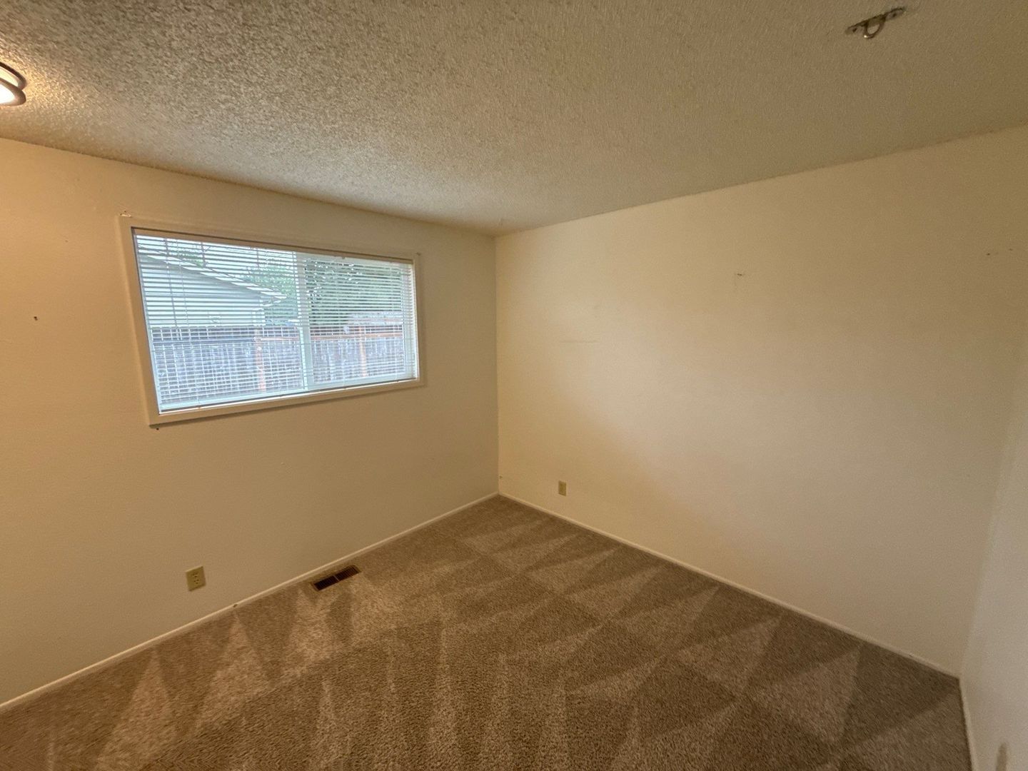 NW Salem 3 Bed 2 Bath, Single Family Home, Coming Soon! property image