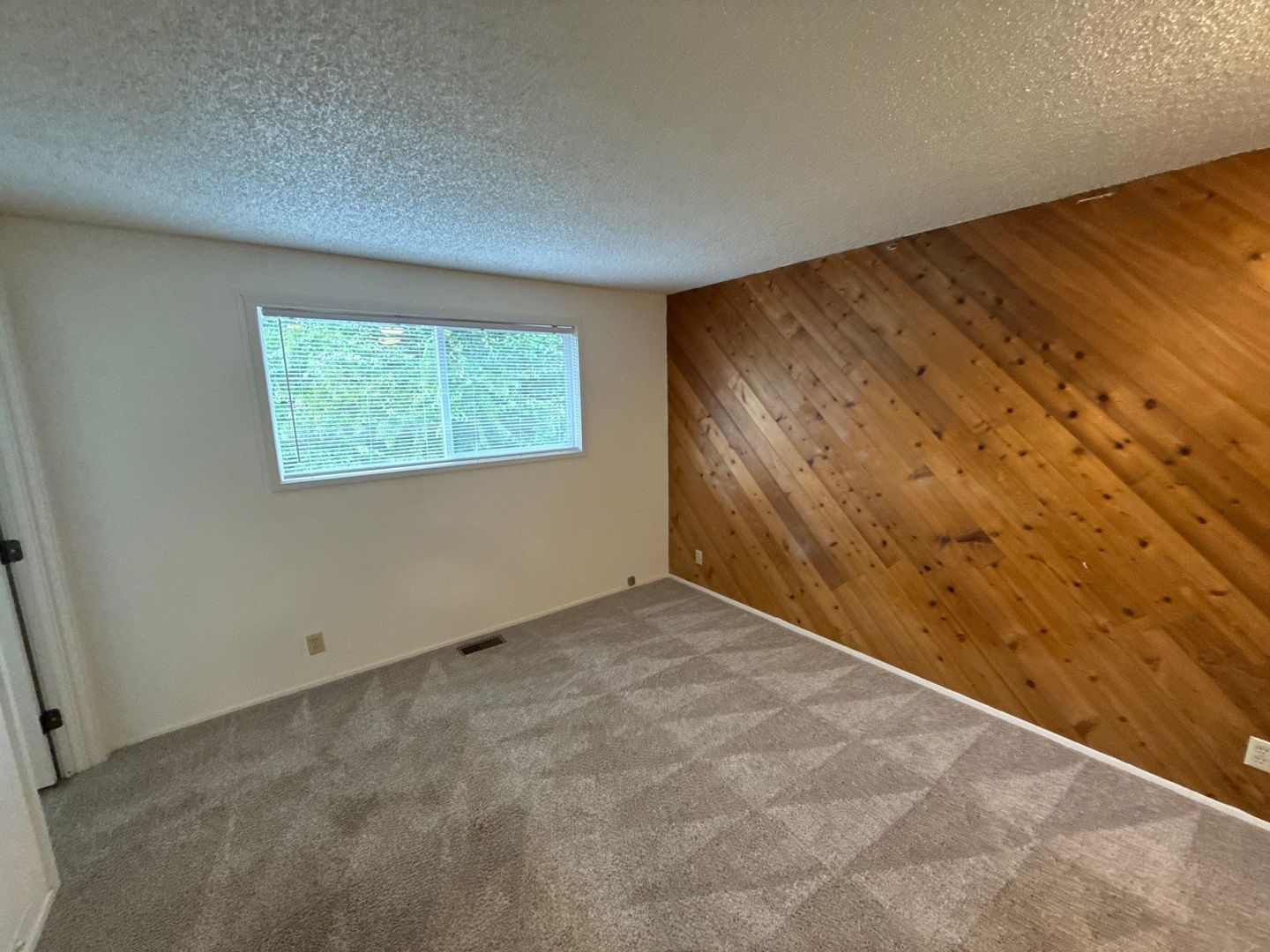 NW Salem 3 Bed 2 Bath, Single Family Home, Coming Soon! property image