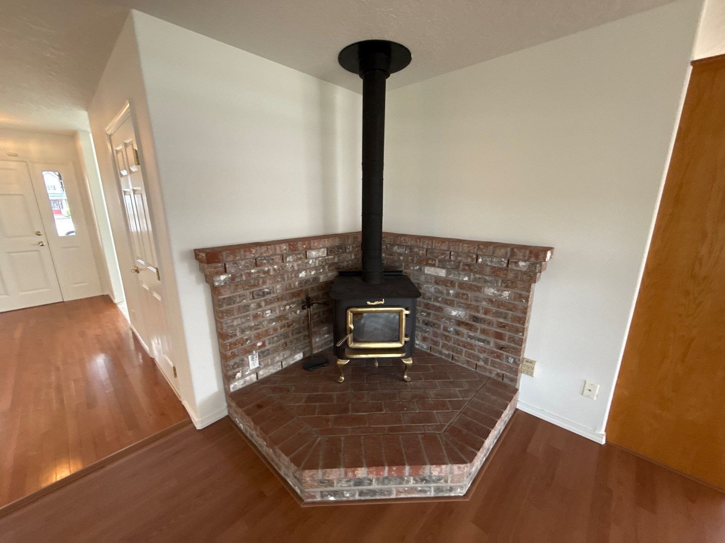 Woodburn 3 Bed + 2 Bonus Rooms, 2 Bath, Single Family Home. COMING SOON! property image