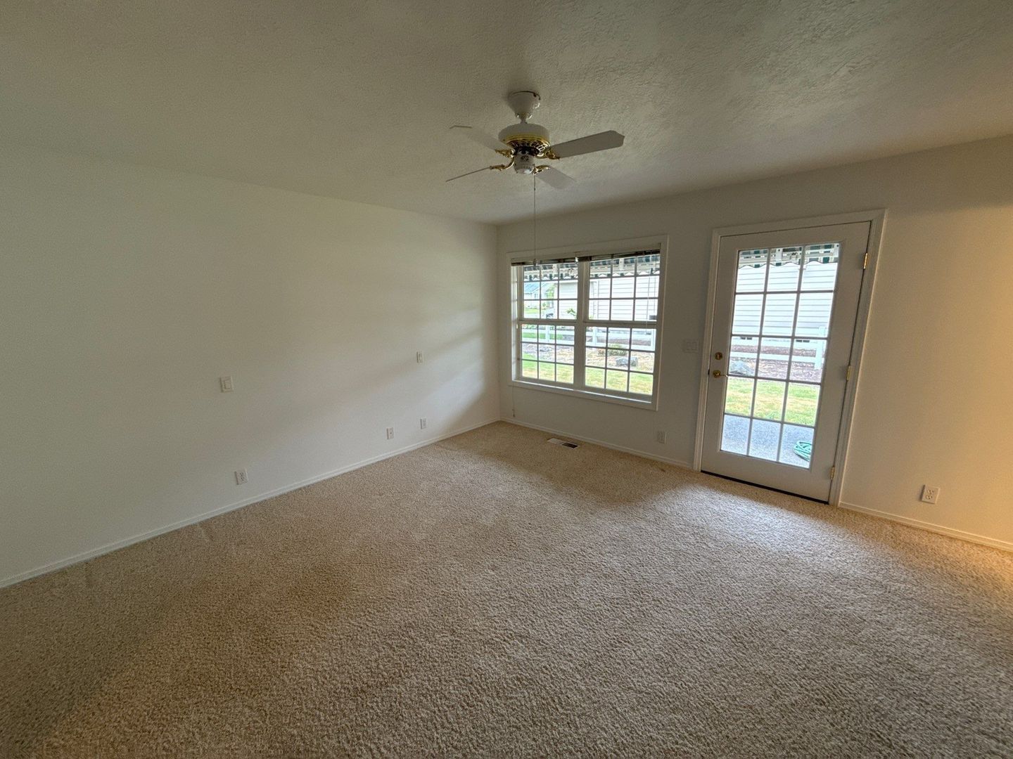 Woodburn 3 Bed + 2 Bonus Rooms, 2 Bath, Single Family Home. COMING SOON! property image