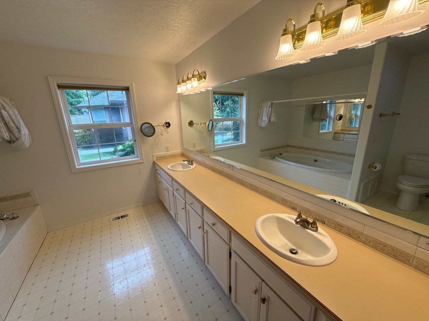 Woodburn 3 Bed + 2 Bonus Rooms, 2 Bath, Single Family Home. COMING SOON! property image