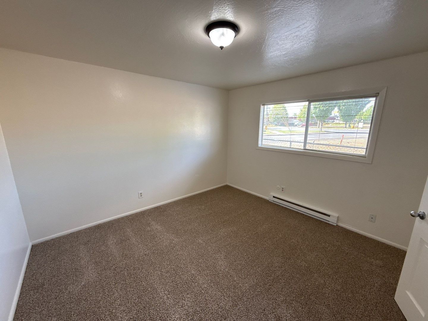 SE Dallas, 1 Bed, 1 Bath, 1st Floor Apartment, AVAILABLE NOW! property image