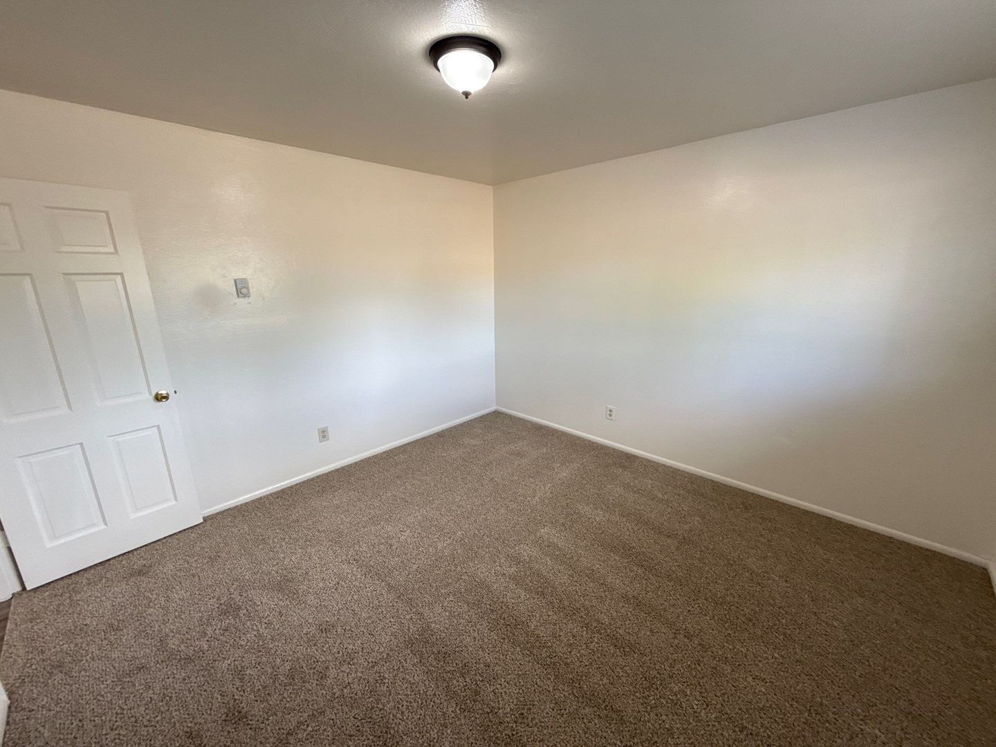 SE Dallas, 1 Bed, 1 Bath, 1st Floor Apartment, AVAILABLE NOW! property image