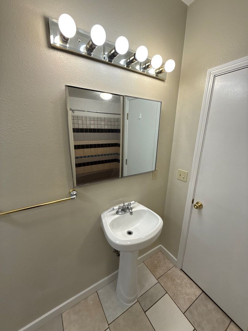 Monmouth 2 Bed 2 Bath, 1st Floor Apartment, W/D in Unit, COMING SOON! property image