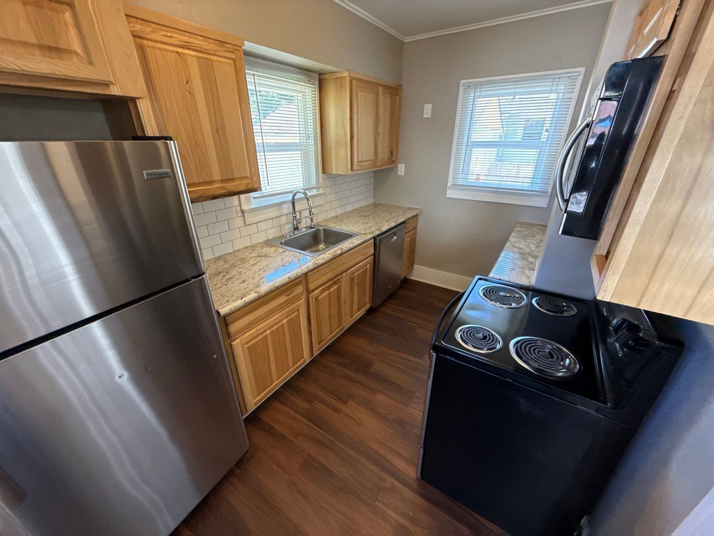 SE Salem Spacious 2 Bed, 1 Bath, Single Family Home, AVAILABLE NOW! property image