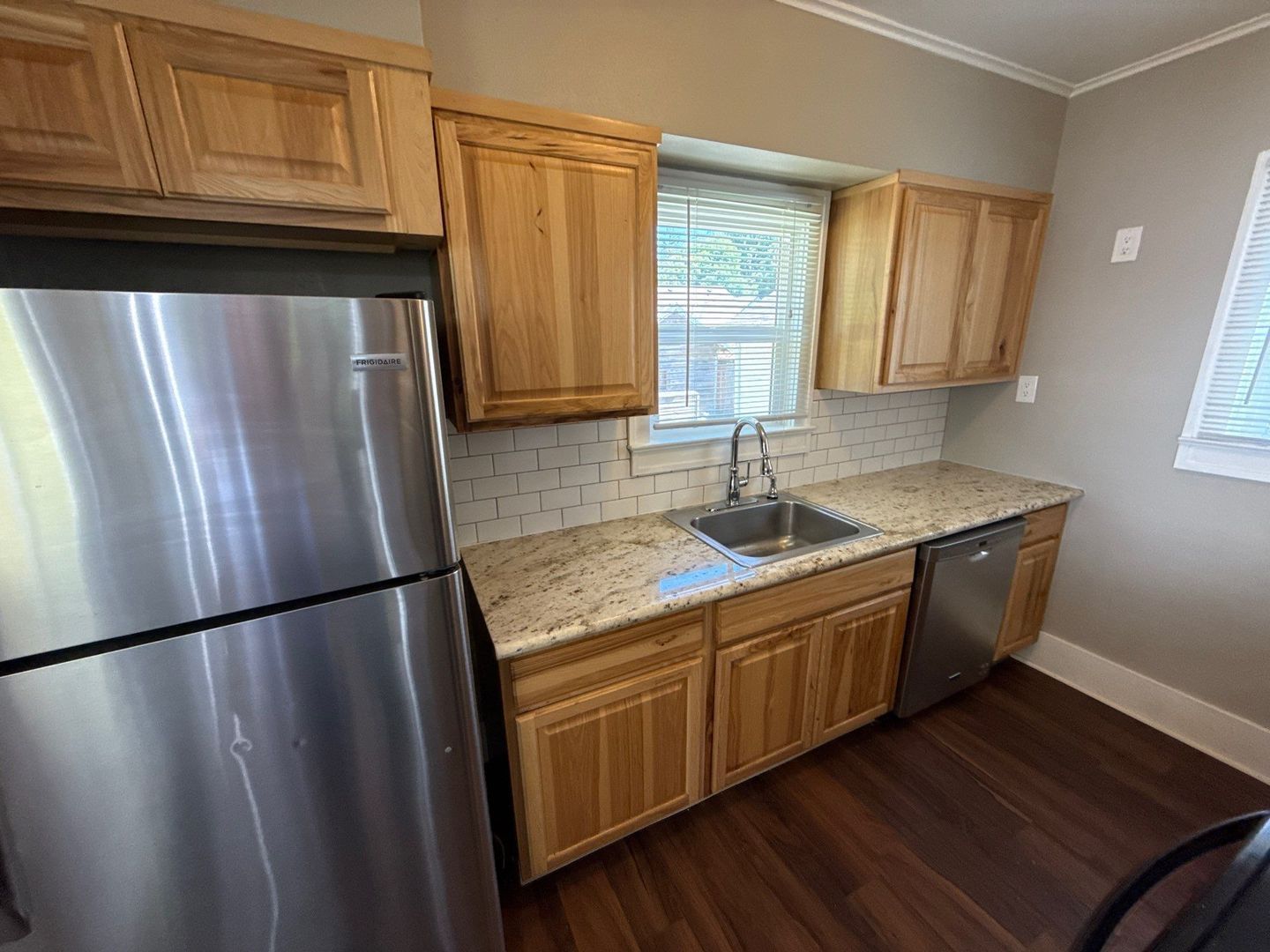 SE Salem Spacious 2 Bed, 1 Bath, Single Family Home, AVAILABLE NOW! property image