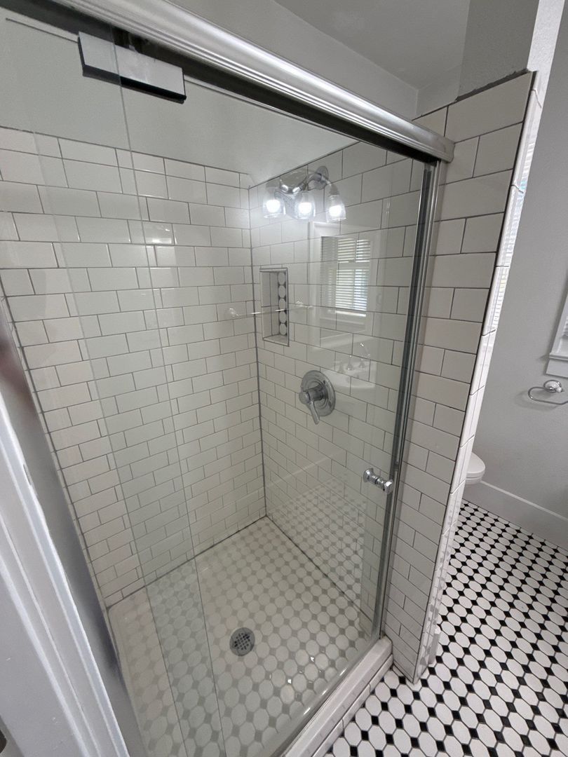 SE Salem Spacious 2 Bed, 1 Bath, Single Family Home, AVAILABLE NOW! property image