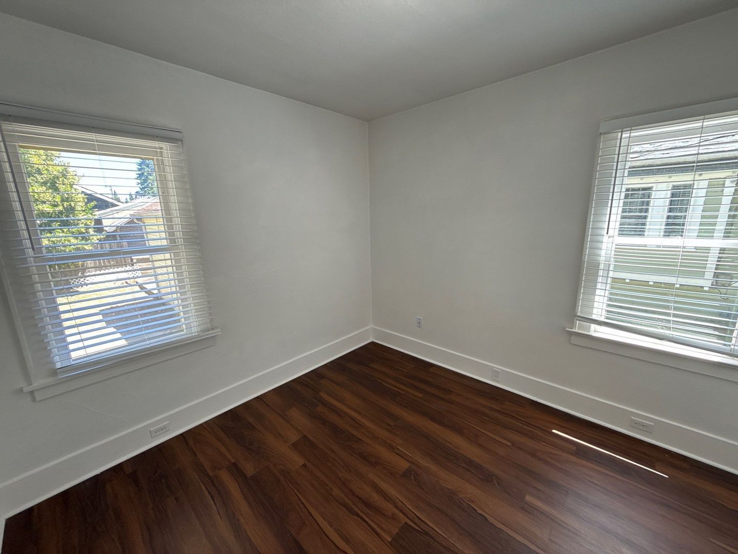 SE Salem Spacious 2 Bed, 1 Bath, Single Family Home, AVAILABLE NOW! property image