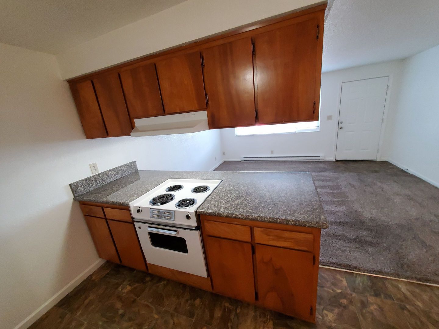 SW Albany 1 Bed 1 Bath 1st Floor Apartment, Laundry On Site, COMING SOON! property image