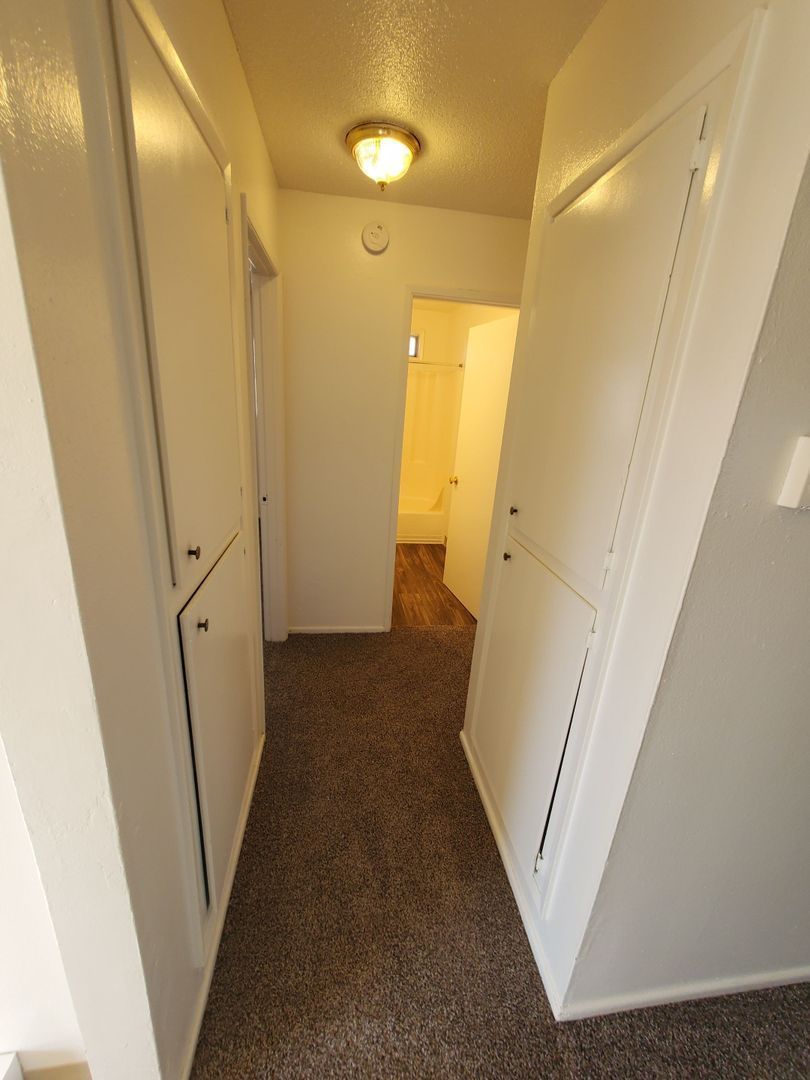 NE Salem 3 Bed, 1 Bath, 2nd Floor Apartment, Pet's are Welcome, COMING SOON! property image