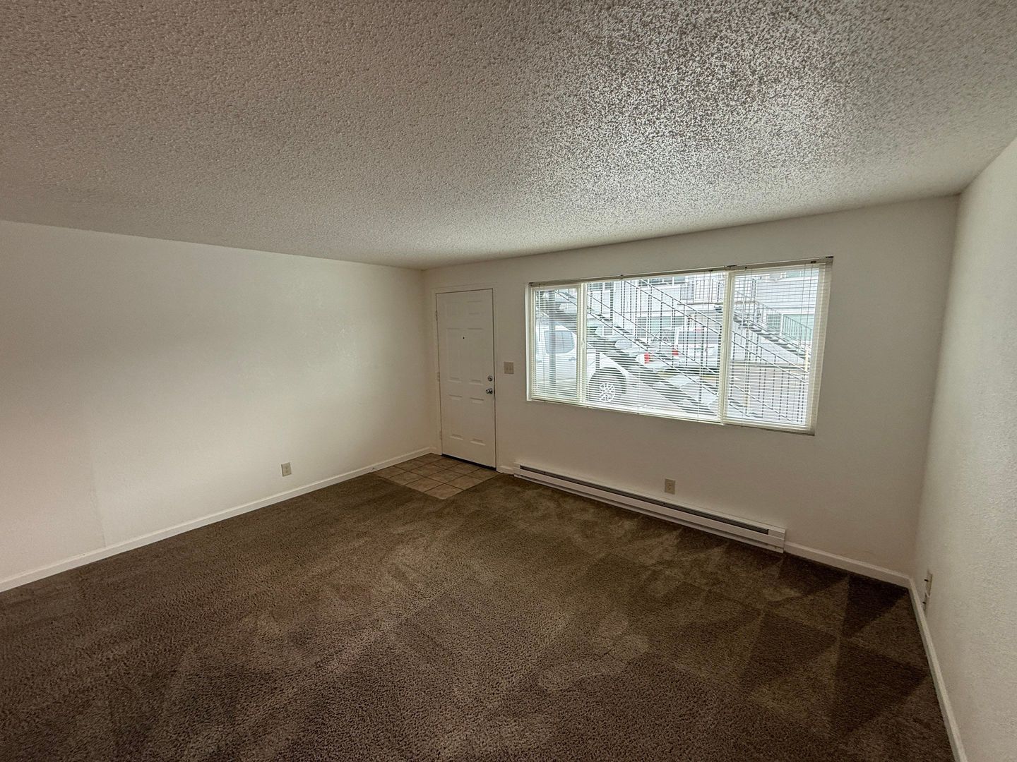 SW Albany, 1 Bed, 1 Bath, Spacious 1st Floor Apartment, Flat Fee for W/S/G, COMING SOON! property image