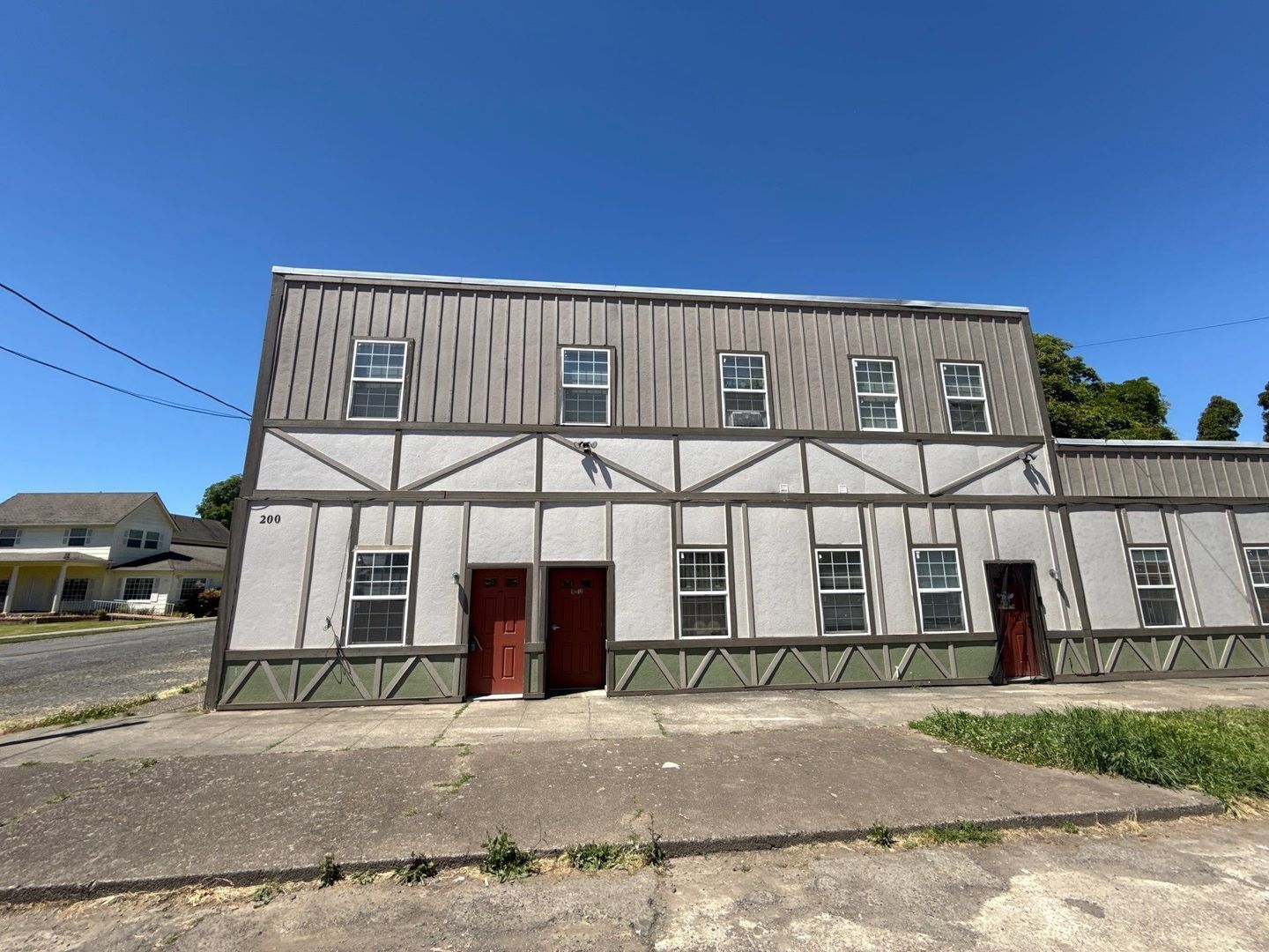 Mount Angel, 3 Bed, 2 Bath, 1st Floor Apartment, Pet Friendly, |AVAILABLE NOW! property image