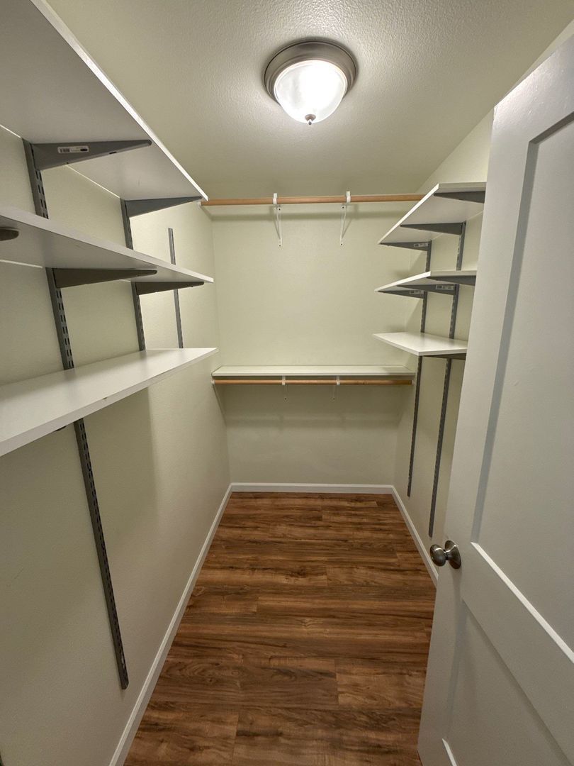 Mount Angel, 3 Bed, 2 Bath, 1st Floor Apartment, Pet Friendly, |AVAILABLE NOW! property image