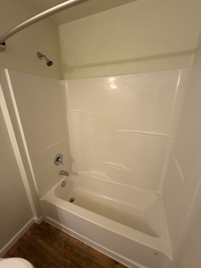Mount Angel, 3 Bed, 2 Bath, 1st Floor Apartment, Pet Friendly, |AVAILABLE NOW! property image