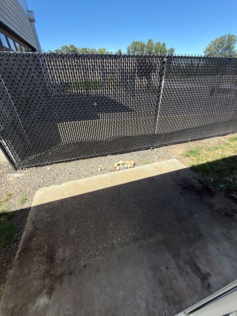 SE Dallas 2 Bed, 1 Bath, Apartment, Water/Sewer/Garbage Paid, AVAILABLE NOW! property image