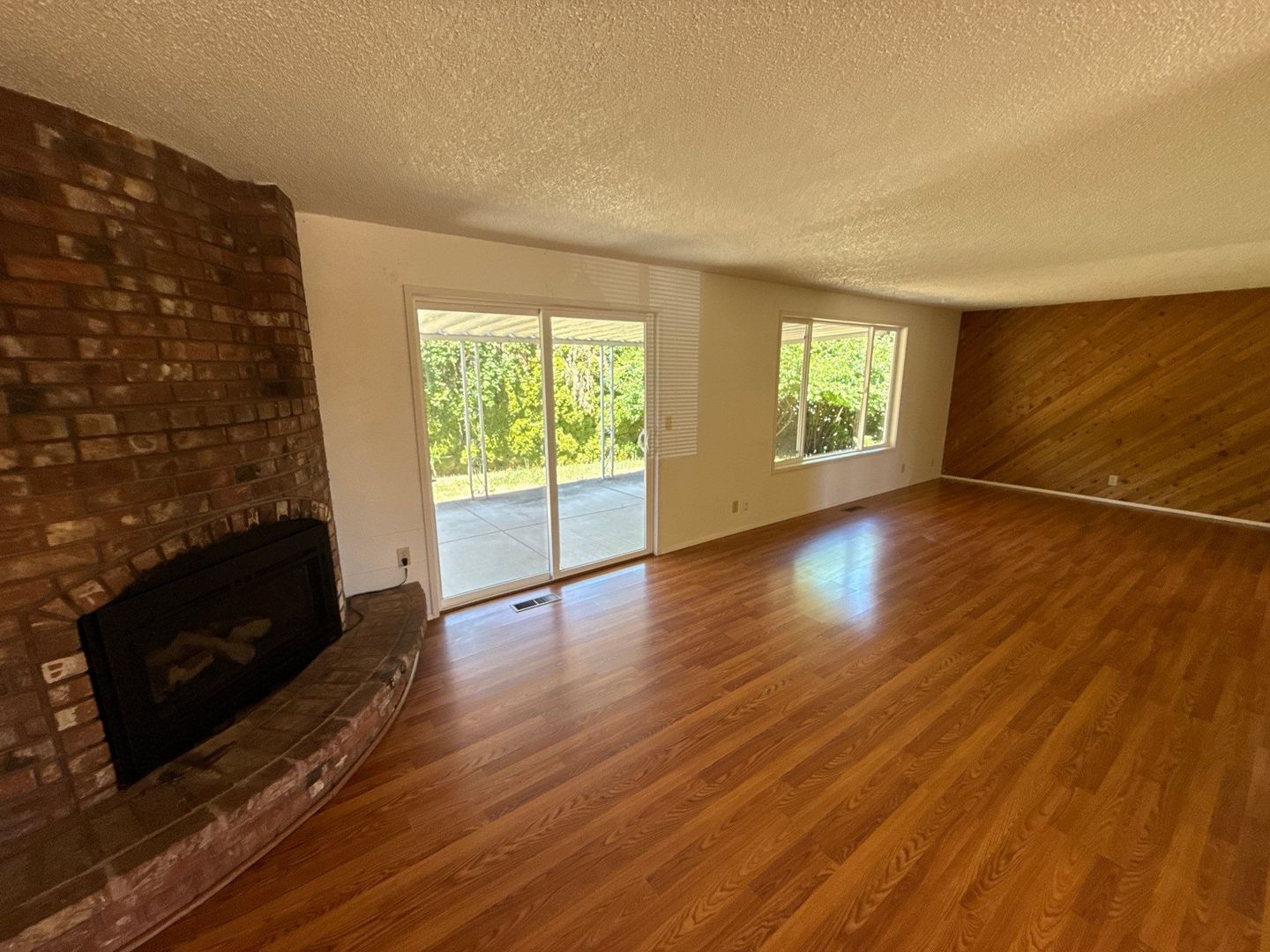 NW Salem 3 Bed 2 Bath, Single Family Home, AVAILABLE NOW! property image