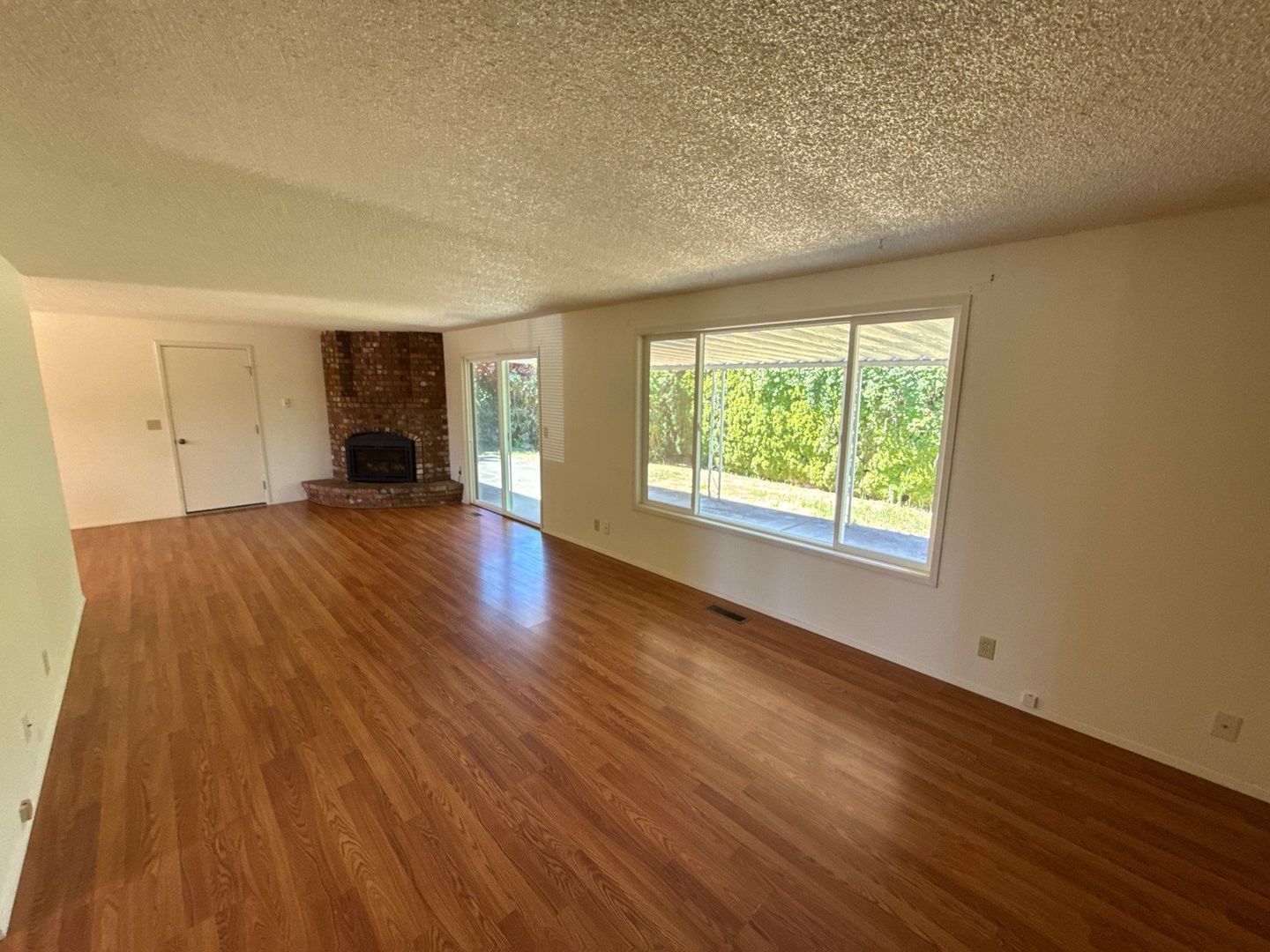 NW Salem 3 Bed 2 Bath, Single Family Home, AVAILABLE NOW! property image