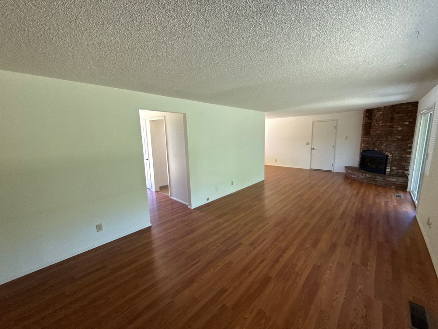 NW Salem 3 Bed 2 Bath, Single Family Home, AVAILABLE NOW! property image